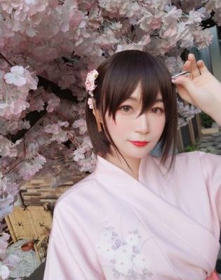 《魔物娘的同居日常》动漫_BD韩语高清在线观看