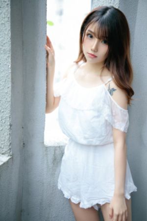 山村姑娘_720神马影院在线