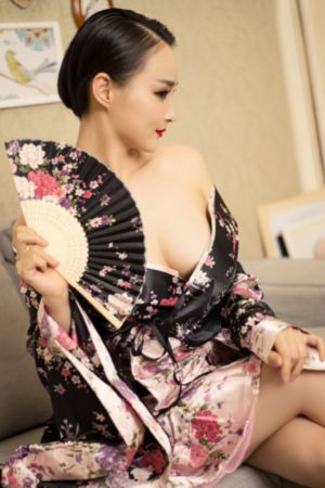 花花世界三妻四妾_BD英语高清视频观看