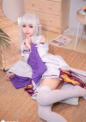 学生眼中的女老师在线观看_BD国语免费在线播放