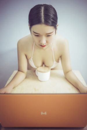 国产99网站_超清日韩免费观看