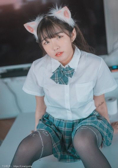 公在客厅里吃我的奶涨奶电影_DVD在线观看电视